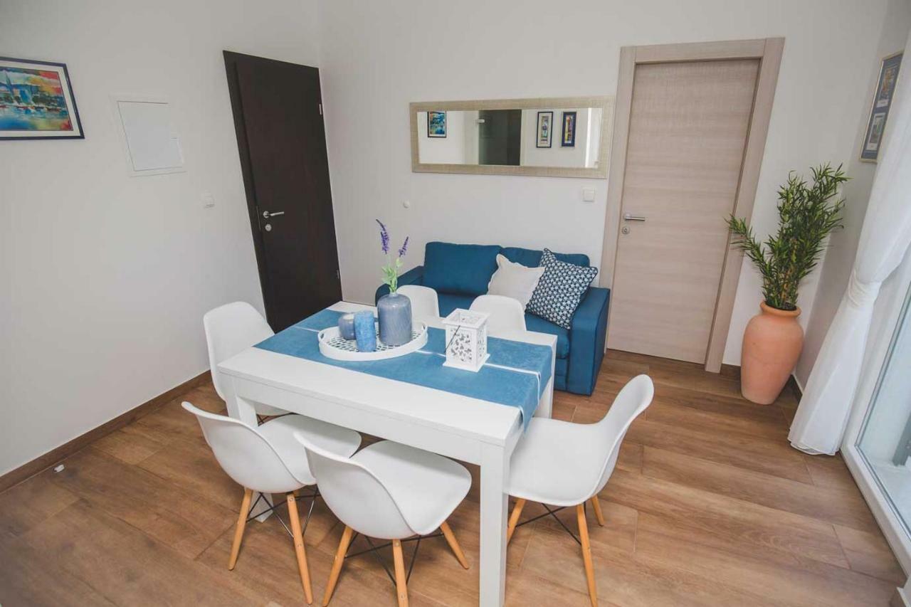 Ferienwohnung Salsa Supetar Exterior foto