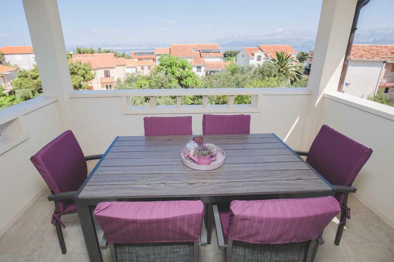Ferienwohnung Salsa Supetar Exterior foto